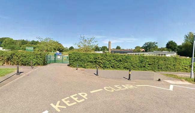 WhatsApp complaint about school gets parents arrested
