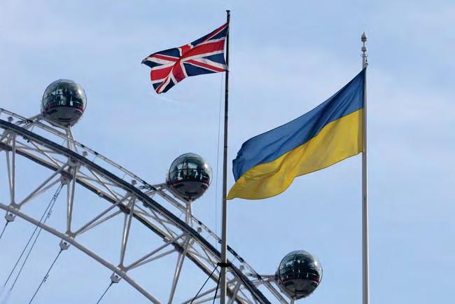 Tearing down Ukraine flags won't boost Reform's support but it'll definitely help Putin
