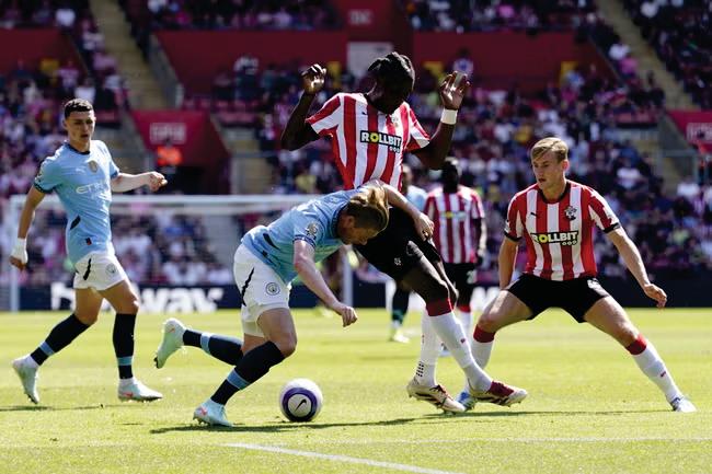 Southampton avoid 'worst' record after City stalemate