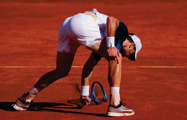 Draper smashes racket but advances to last 16 in Rome