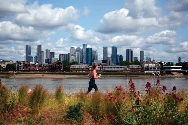 Mercury hits 26C to end sunniest spring on record