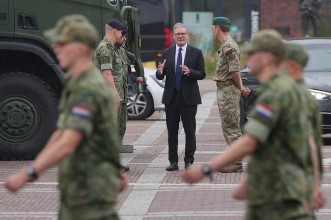 Starmer retains tax option to fund defence spending