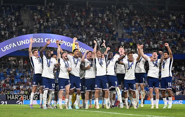 Last-minute goal secures England U21 Euro trophy