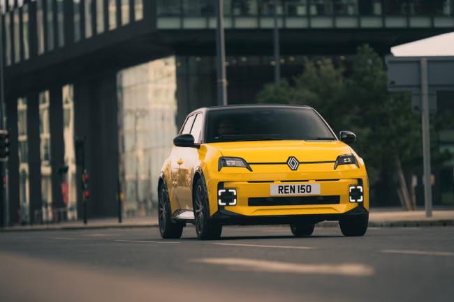 Government pushes EV sales with £3,750 grants