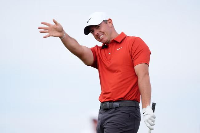 McIlroy conjures thrilling charge again at The Open