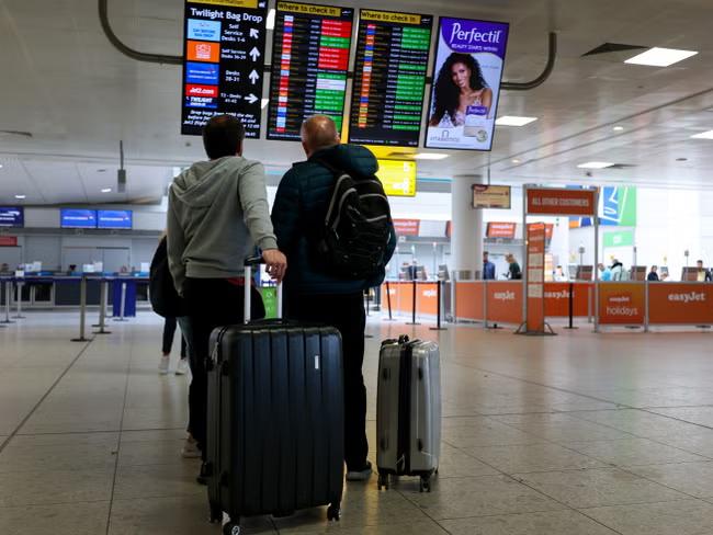 Storm Floris causes travel chaos with 90mph winds