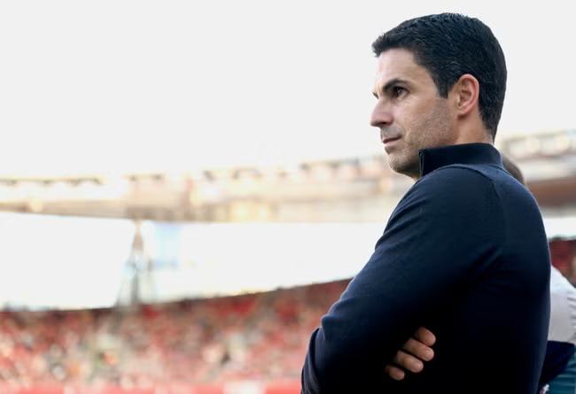 Roll up, roll up for Arsenal's ‘now or never’ title season