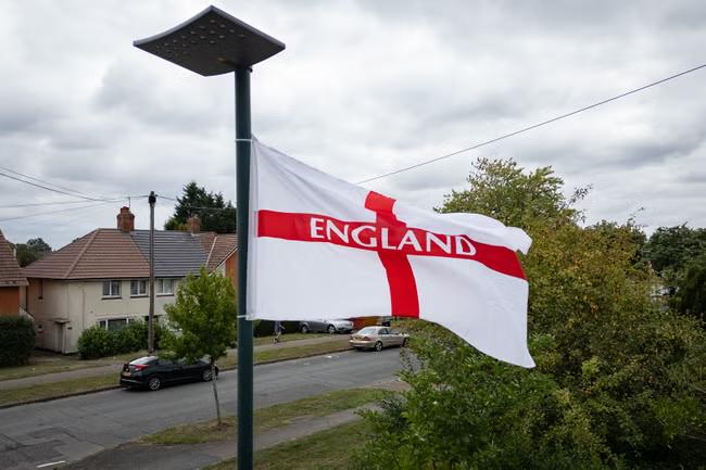 What are the rules around flying flags in the UK?