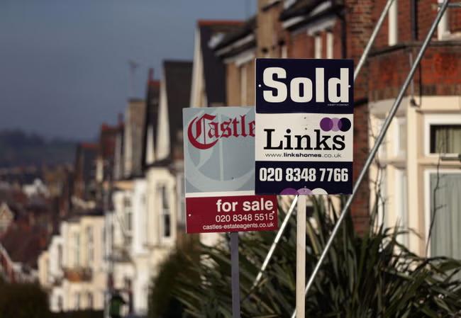 House prices rise again... but flats buck the trend