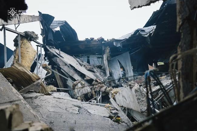 Russia hits Ukraine's gas network in massive attack