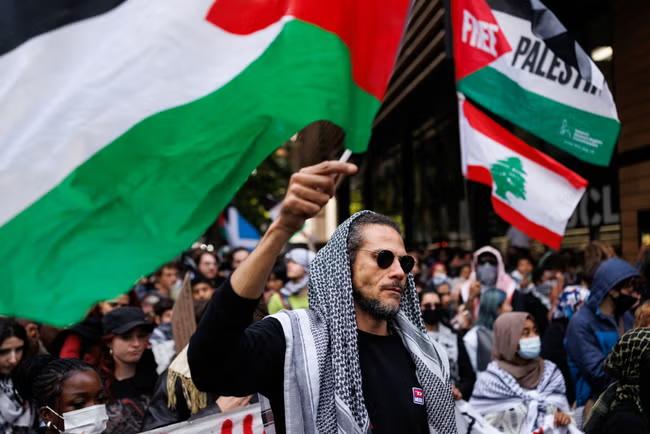 Defiant students protest on anniversary of Hamas attack