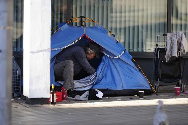 Homelessness deaths in UK rise by nearly 10 per cent