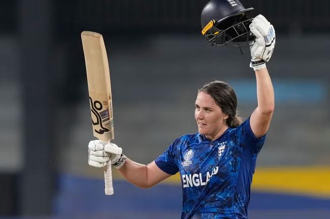 'Unbelievable' Sciver-Brunt seals victory over Sri Lanka