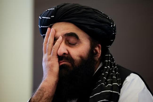 Taliban minister quizzed on women's rights in front of female journalists in India