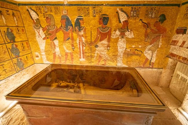 Tomb of Tutankhamun at risk of collapse, say experts