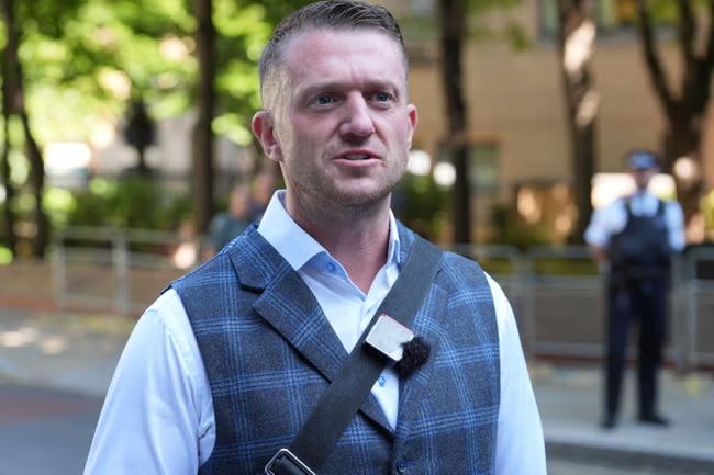 Robinson is doing his best to fulfil 'civil war' prophecy