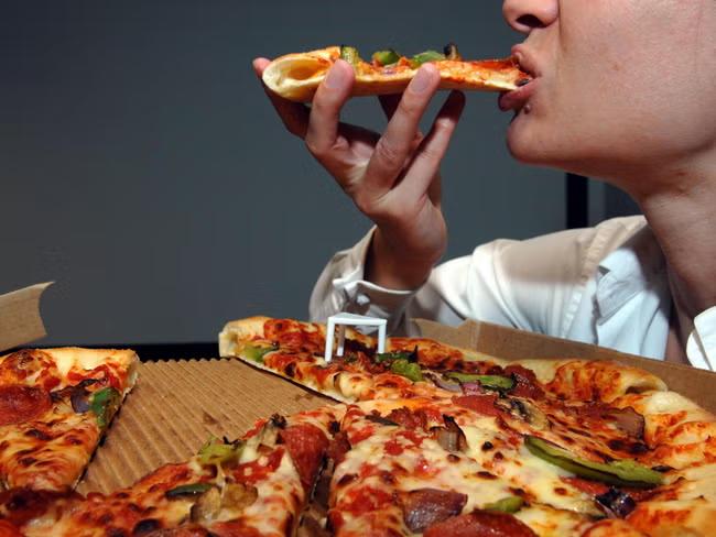 What does collapse of Pizza Hut mean for other chains?