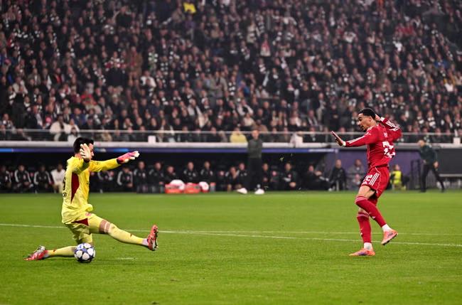 Liverpool end losing streak with stylish demolition job