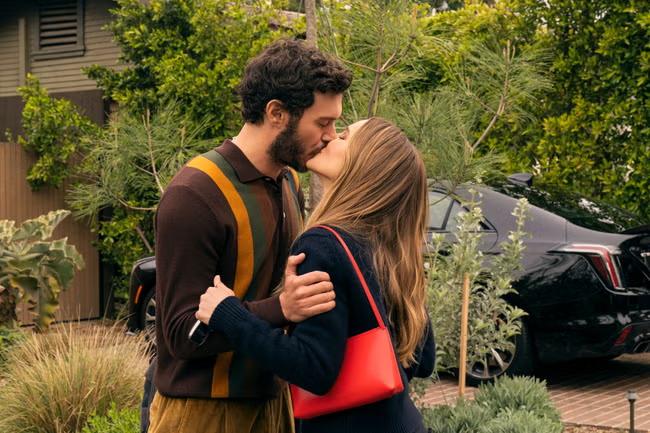 Bell and Brody still sparkle in this moreish romcom