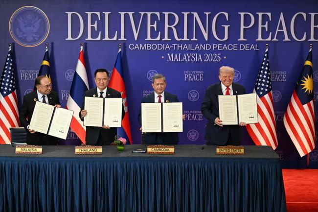 Trump oversees a 'historic' Thai-Cambodian ceasefire