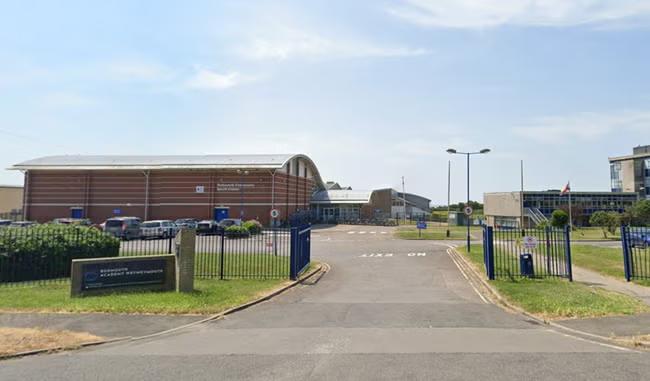 Supply teacher banned after 'shoot him' pupil comment