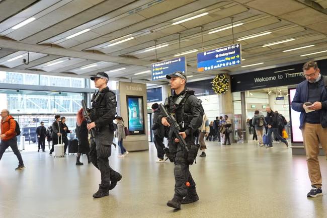 My frightening brush with a young mob makes me fear for London - and our children