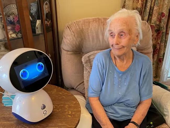 Robots revolutionise home care for aged and vulnerable
