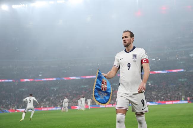 Pele parallels as Kane sets sights on World Cup glory