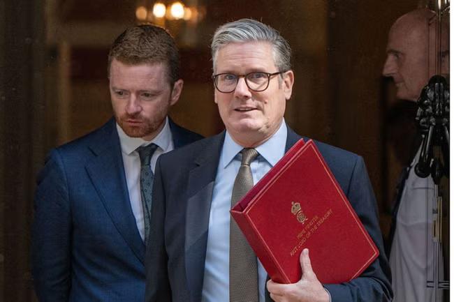 Starmer must replace his chief of staff, says Blunkett