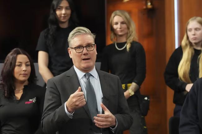 Brain drain fears as record number of Britons emigrate