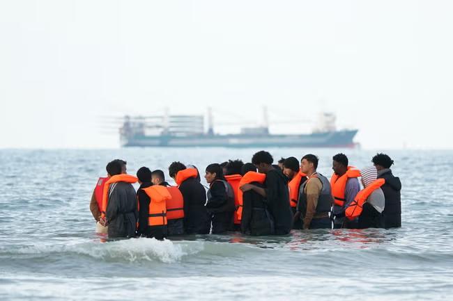 Will asylum seeker ‘bribes’ plan pay off for Mahmood?