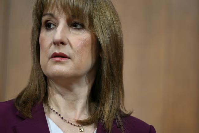 Senior Labour MPs demand U-turn on foreign aid cuts