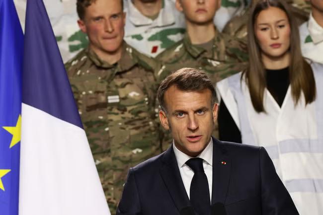 France to bolster military with young volunteers