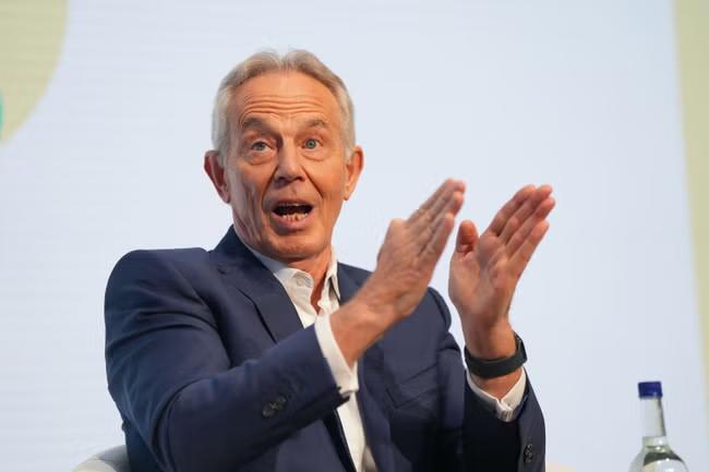 Blair 'looking at candidates to replace Starmer as PM'
