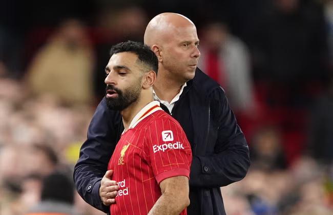 Slot's tough stance leaves Salah with just one option