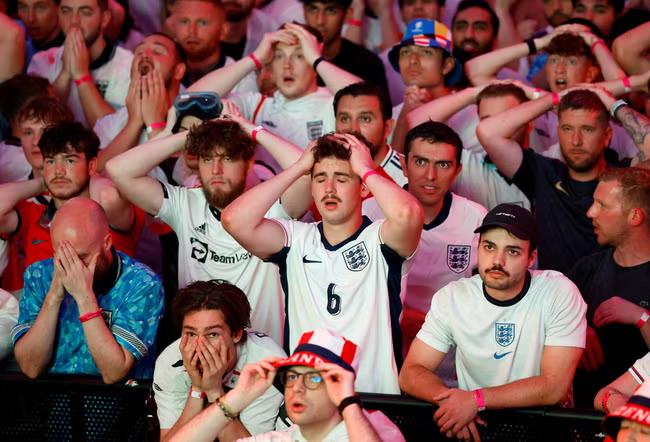'Betrayed' fans face £5,000 bill for World Cup tickets
