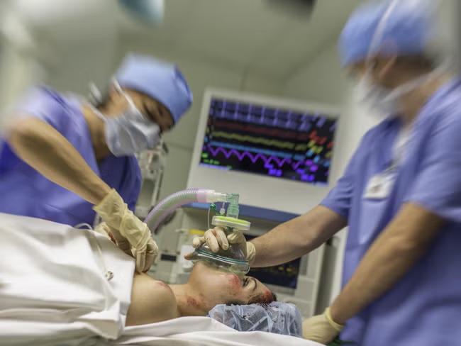 Paediatric units are under 'severe, sustained pressure'