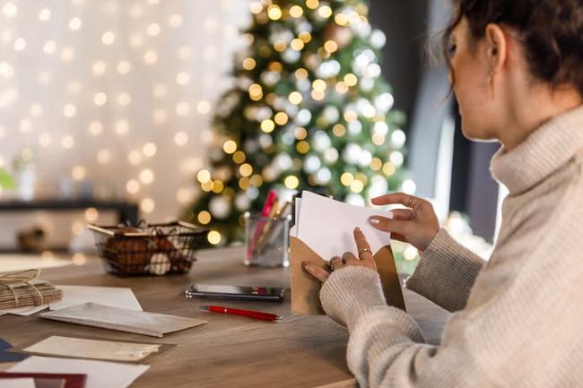 A round of applause for a mocked festive tradition