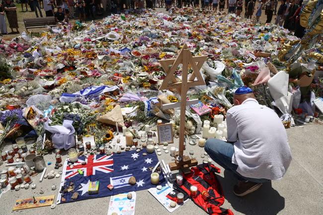 Australia's hate speech laws to tighten after Bondi attack