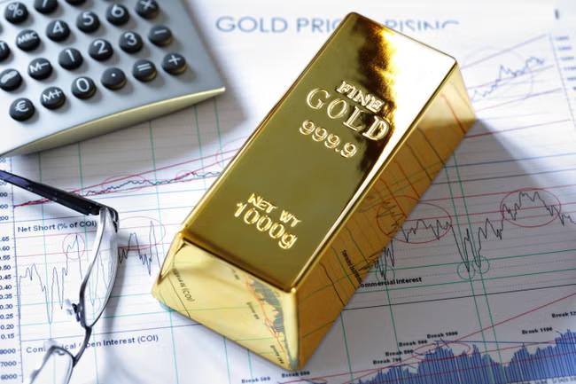 Au revoir, Rachel, and five more economic predictions