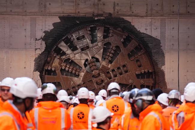 'Madness' of HS2 homes purchased on axed route