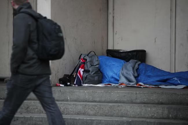 Homeless shelters prepare for influx as cold snap bites