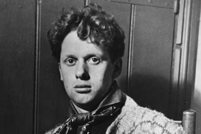 Poet Thomas was schoolboy plagiarist, publisher claims