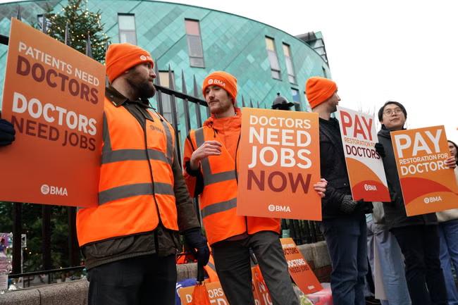 Doctors vote for more strike action as pay row drags on