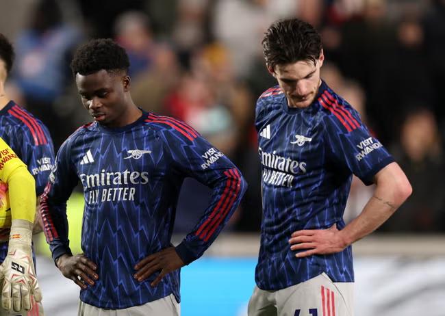 Brentford hold Arsenal as league title race tightens