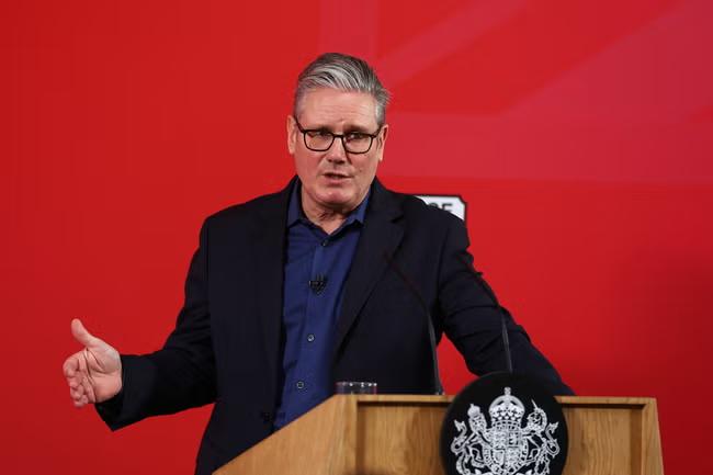 Starmer under pressure over journalist smears
