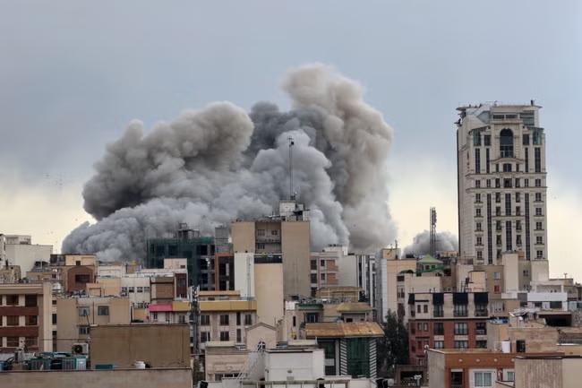 Middle East chaos spreads as Iran continues retaliation