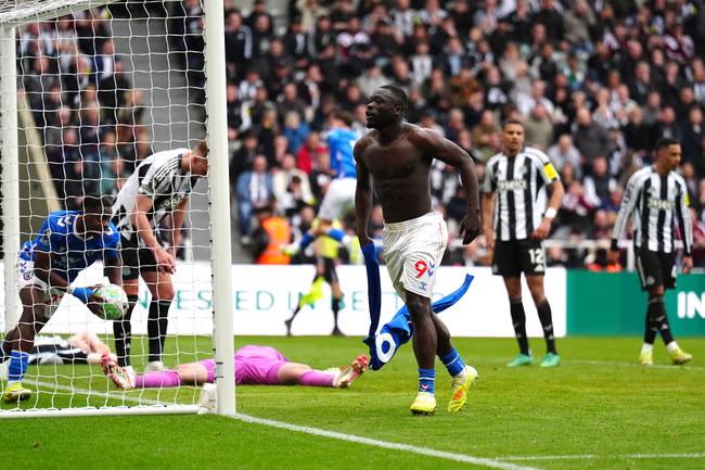 Sunderland’s derby double as Brobbey nets late winner