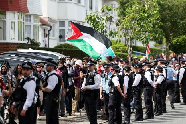 Pro-Palestine activists protest sale of 'stolen land'