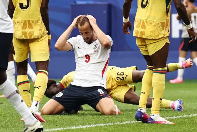 England lose shine after dull draw against Ghana